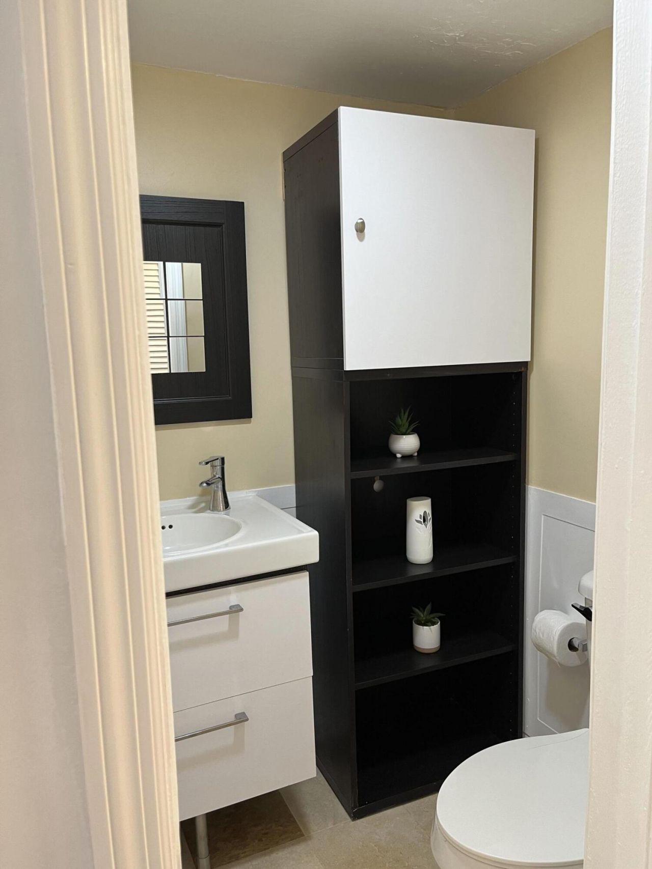 11685 Canal Drive, Unit 304, North Miami, FL 33181 Photo