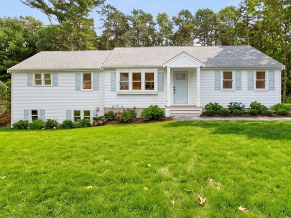 31 Jasons Ln, Barnstable, MA 02655