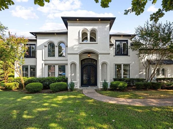 5601 S Woodcreek Circle, McKinney, TX 75071