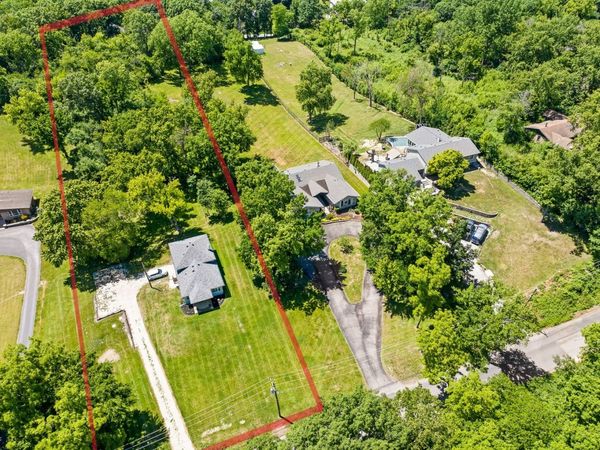 11S130 Madison Street , Burr Ridge, IL 60527