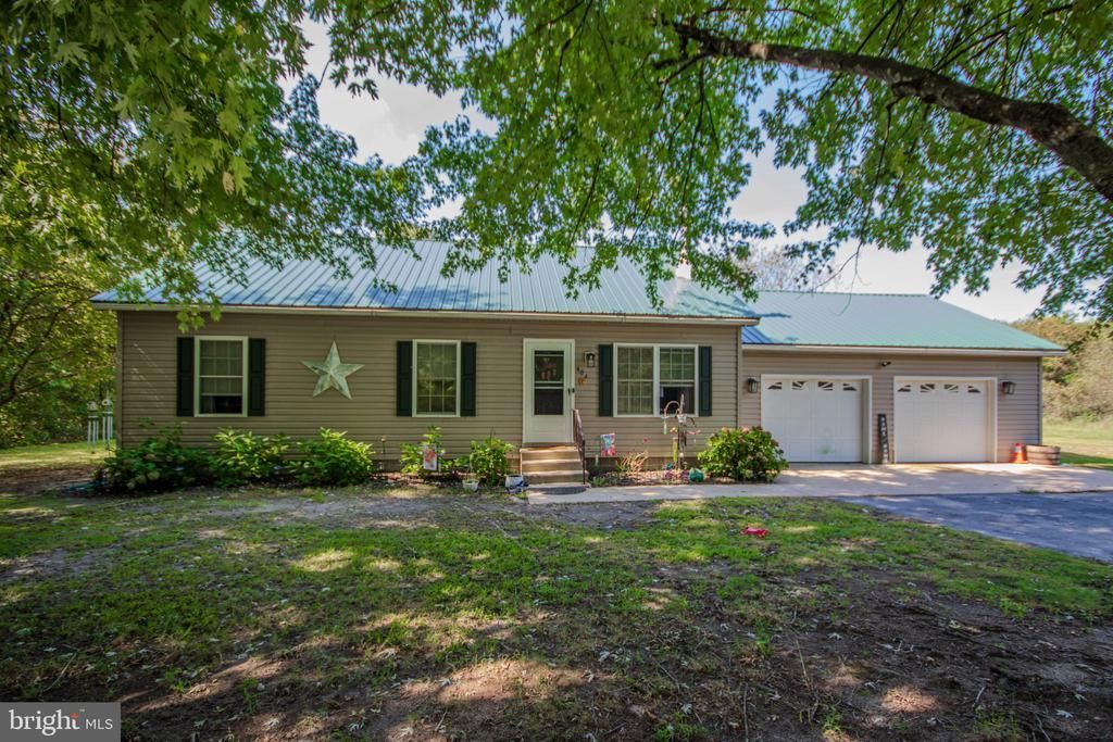 404 S MEMORIAL DRIVE, DELMAR, MD 21875