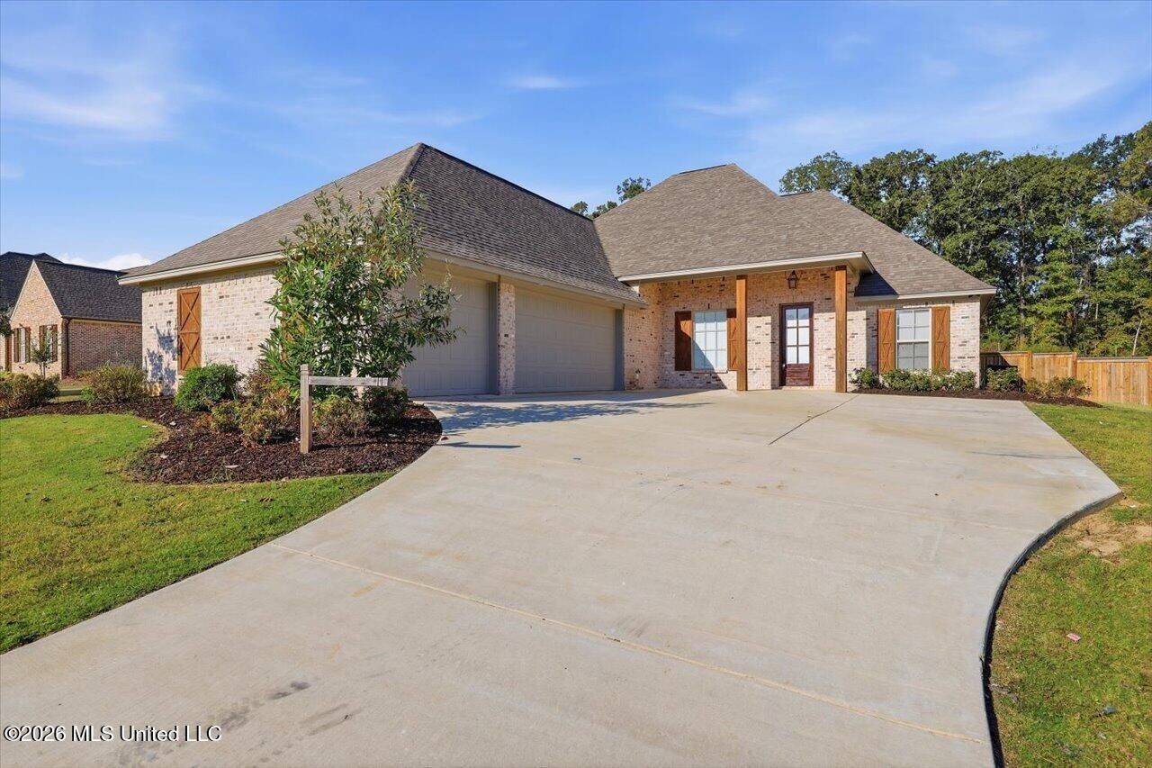 112 Richburg Court Pearl, MS 39208