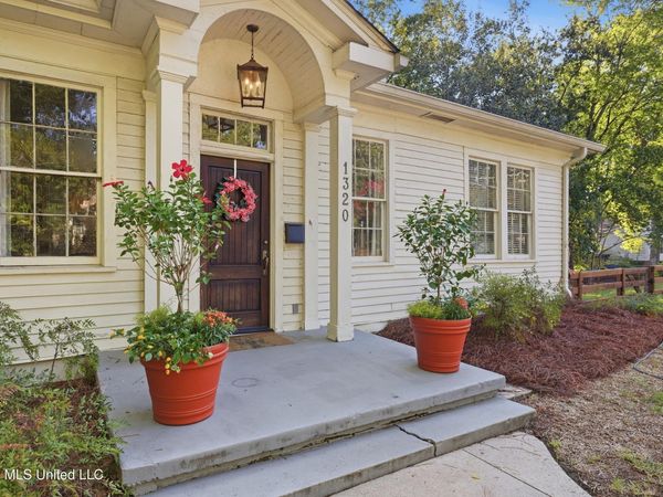 1320 Saint Ann Street, Jackson, MS 39202