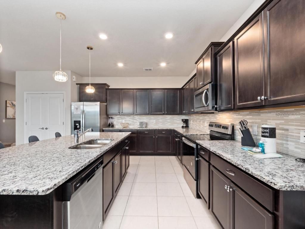 4329 Lana Avenue , Davenport, FL 33897 Photo