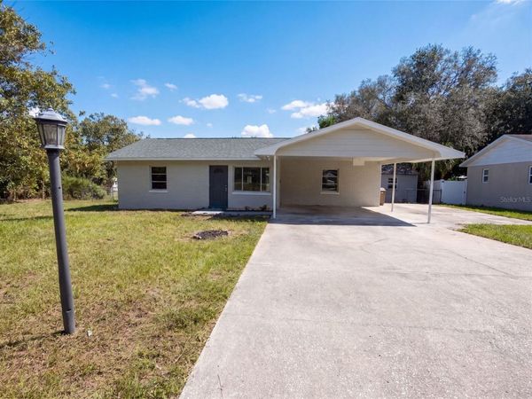 4526 EAGLES NEST ROAD , FRUITLAND PARK, FL 34731