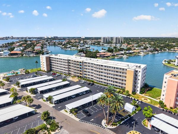 6075 SHORE BOULEVARD S, Unit 512, GULFPORT, FL 33707