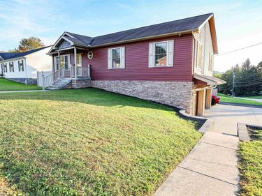 2304 Locust Drive, Fairmont, WV 26554