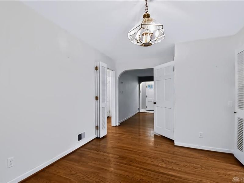 212 Dell Park Avenue, Oakwood, OH 45419 Photo 8