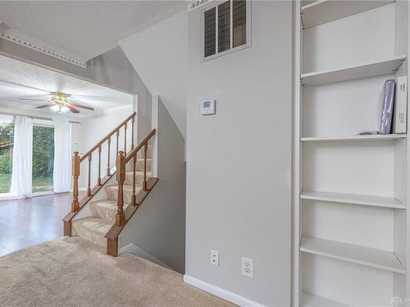 6355 Corbly Road, Unit 13, Cincinnati, OH 45230 Photo 4