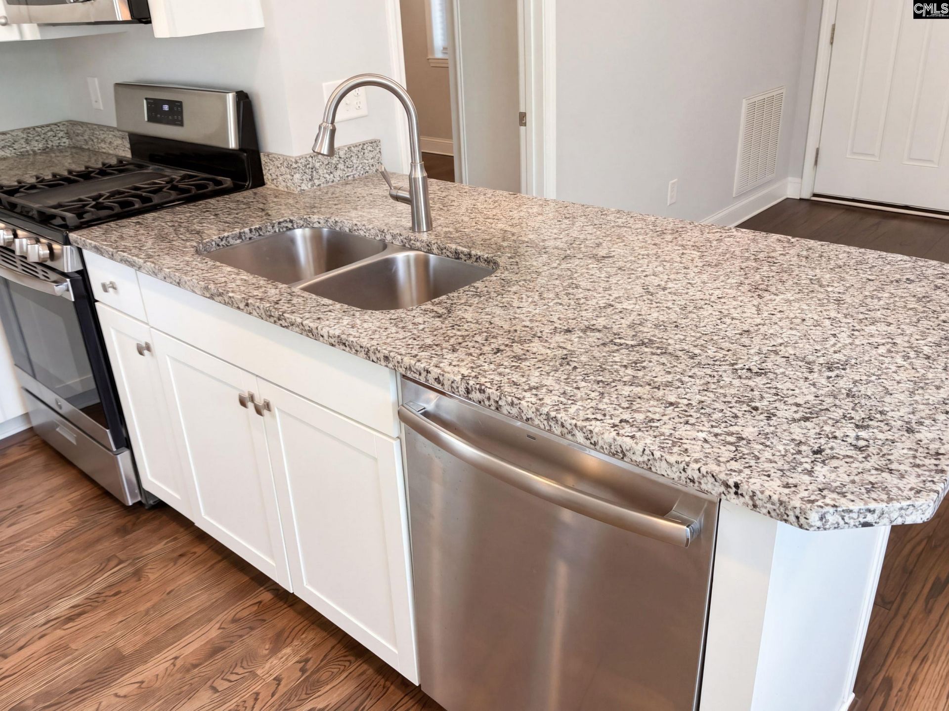 1005 Brandon Avenue  Photo 13