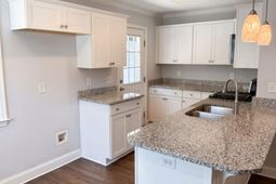 1005 Brandon Avenue  photo 4
