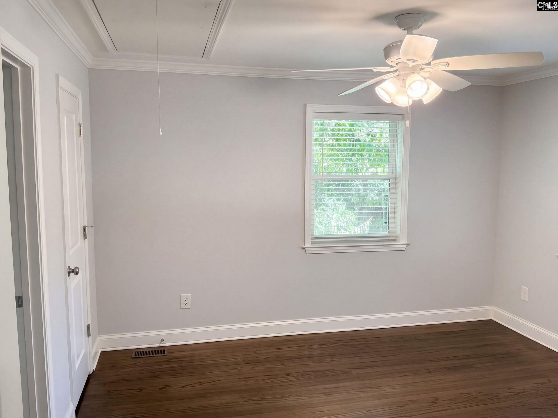 1005 Brandon Avenue  Photo 4