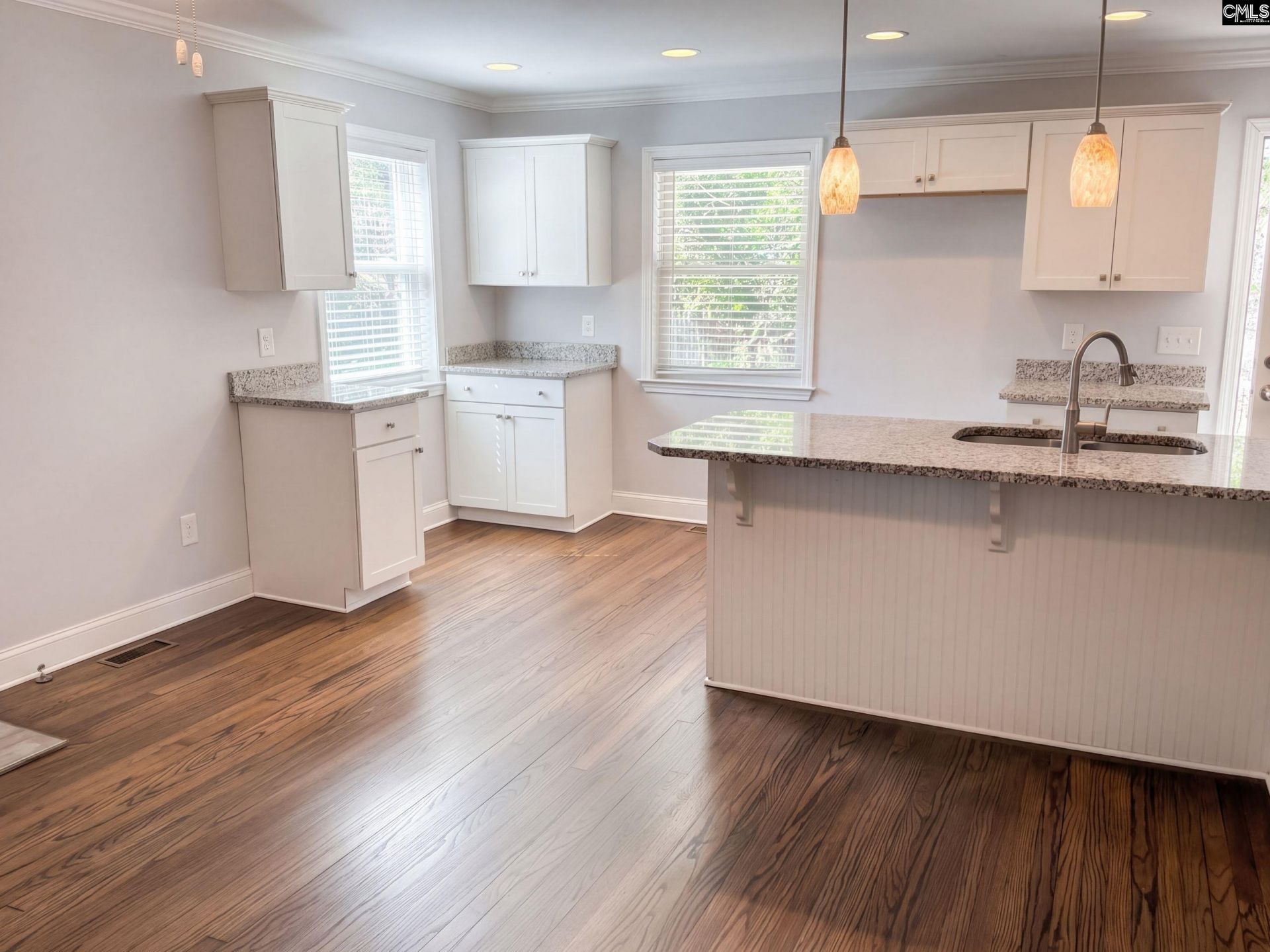 1005 Brandon Avenue  Photo 8
