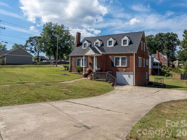 201 Cleveland Avenue, Kings Mountain, NC 28086