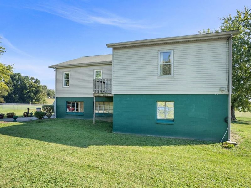 8424 2ND ST US Highway 52, Manchester, OH 45144 Photo 10
