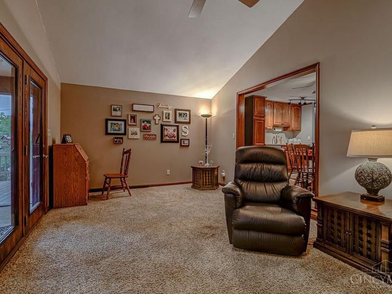 923 Beechmeadow Lane, Cincinnati, OH 45238 Photo 13
