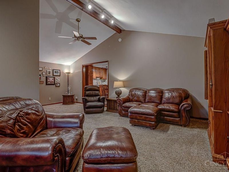 923 Beechmeadow Lane, Cincinnati, OH 45238 Photo 15