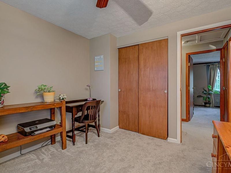 923 Beechmeadow Lane, Cincinnati, OH 45238 Photo 22