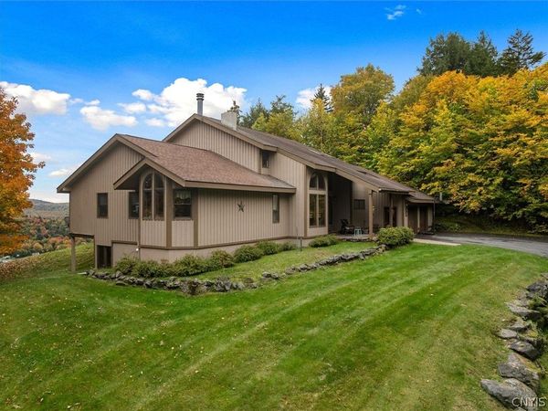 136 Tee O Wana Road, Old Forge, NY 13420