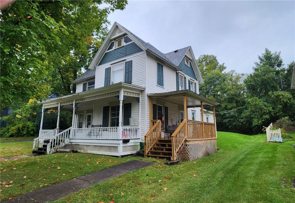 249 E Main Street, Penn Yan, NY 14527 Main Photo