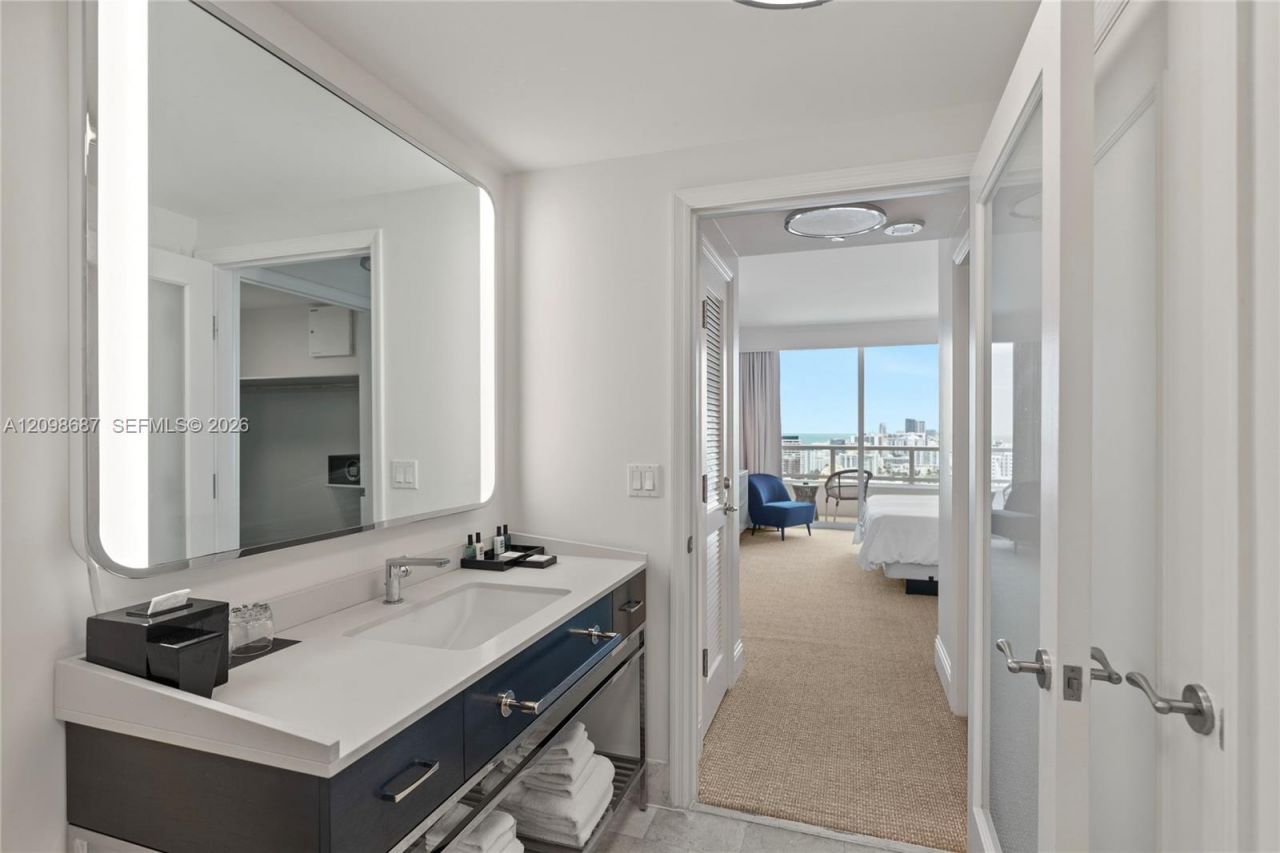 4401 Collins Ave , Unit 2610/2612, Miami Beach, FL 33140 Photo