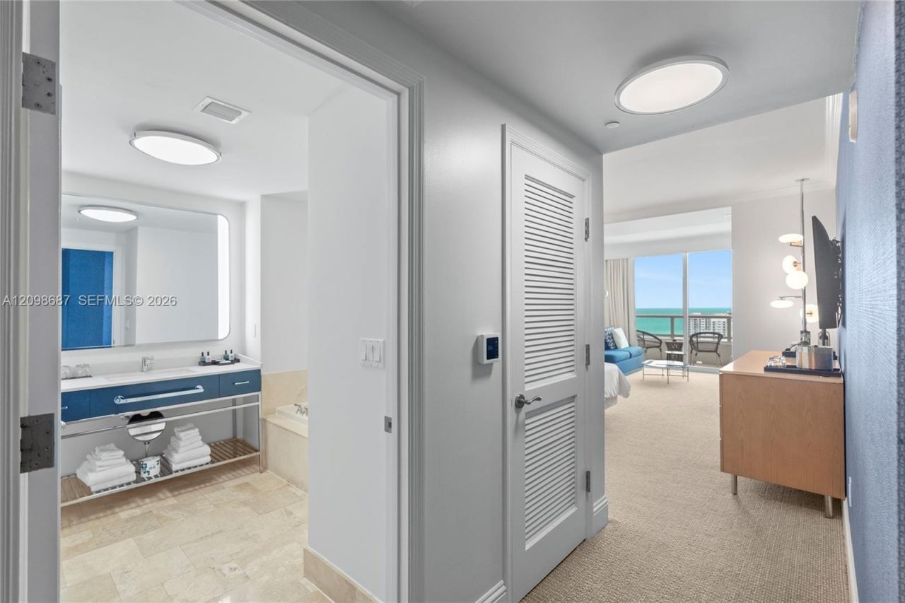 4401 Collins Ave , Unit 2610/2612, Miami Beach, FL 33140 Photo