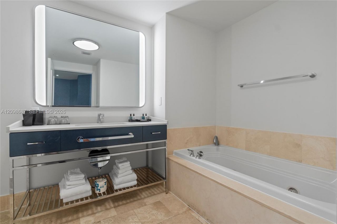 4401 Collins Ave , Unit 2610/2612, Miami Beach, FL 33140 Photo