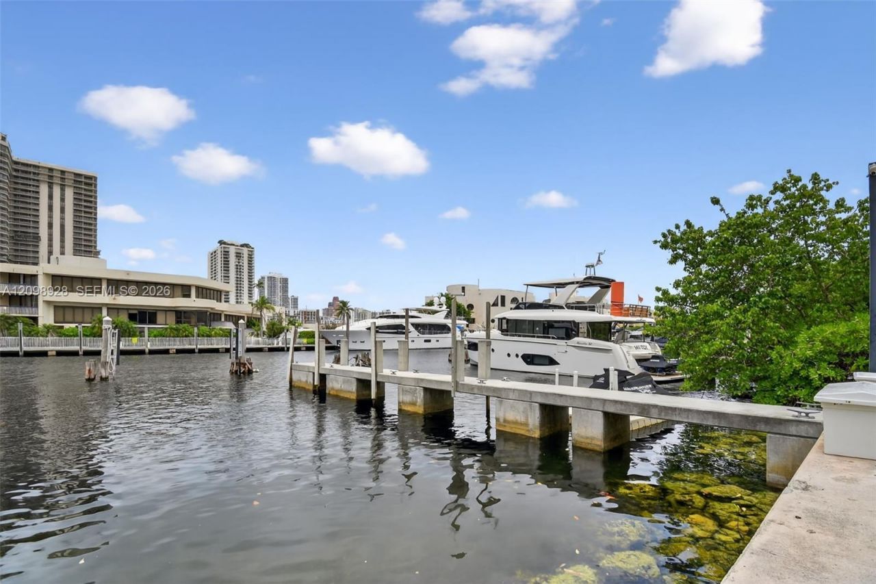 19955 NE 38th Ct, Unit 1205, Aventura, FL 33180 Photo