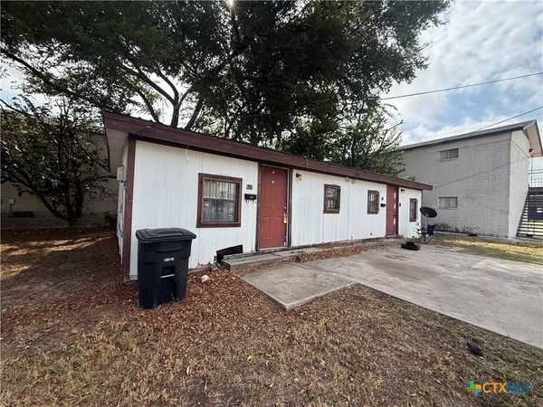 504 Rhode Island Street , Killeen, TX 76541