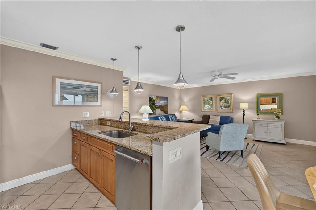 827 E Gulf Dr , Unit F-7, Sanibel, FL 33957 Photo
