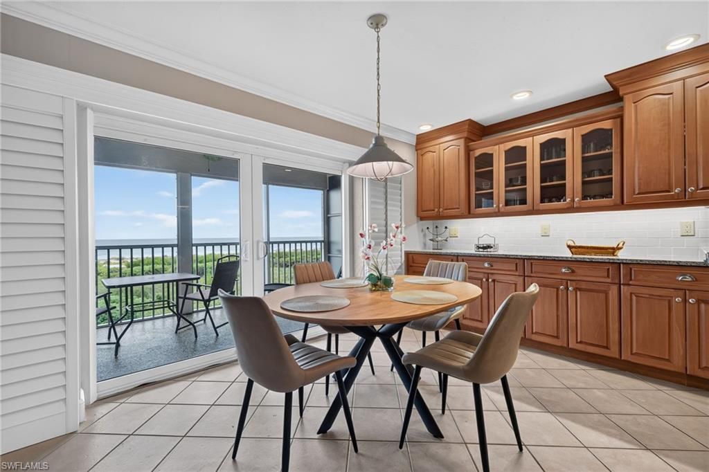 827 E Gulf Dr , Unit F-7, Sanibel, FL 33957 Photo