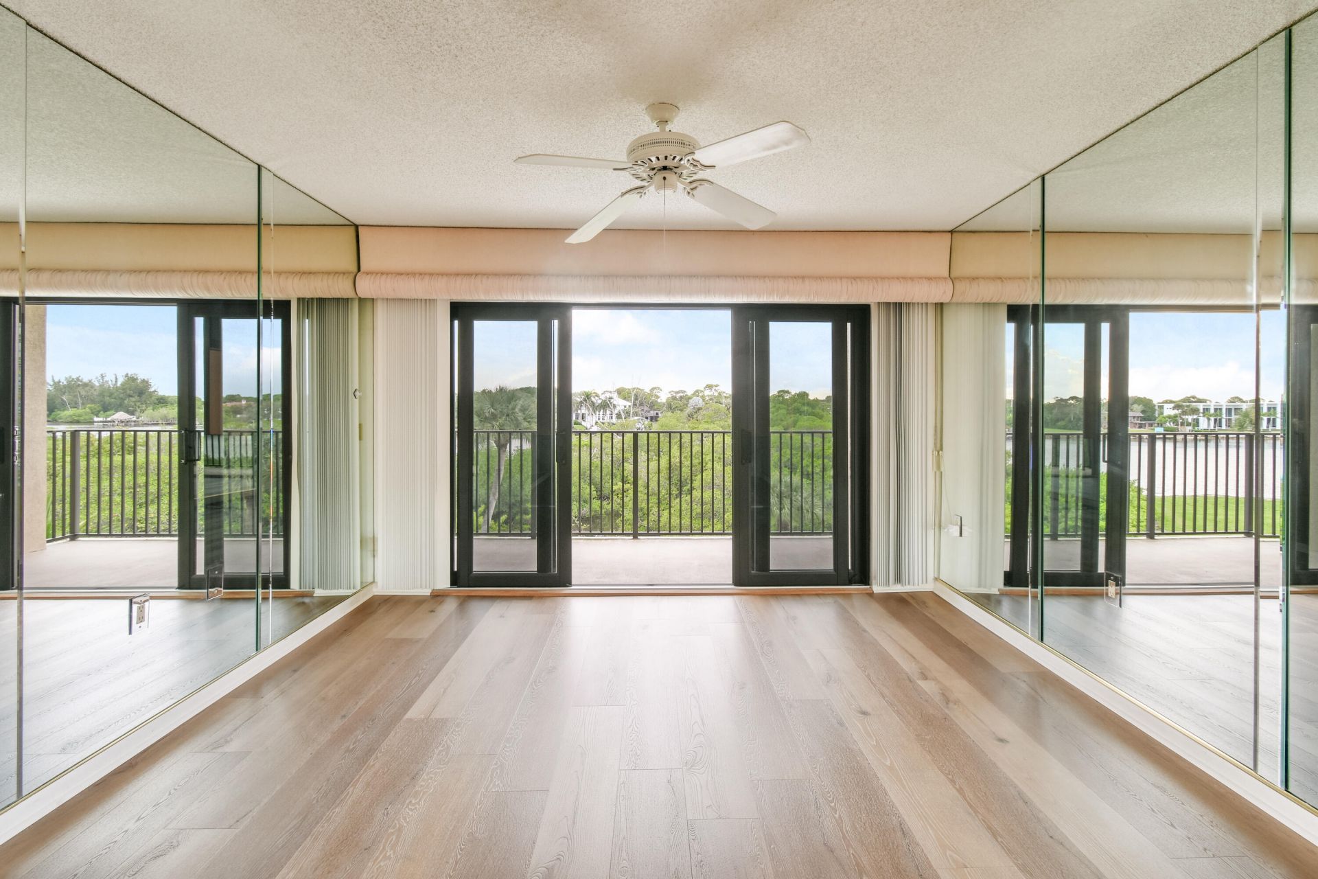 1701 Marina Isle Way, Unit 301, Jupiter, FL 33477 Photo