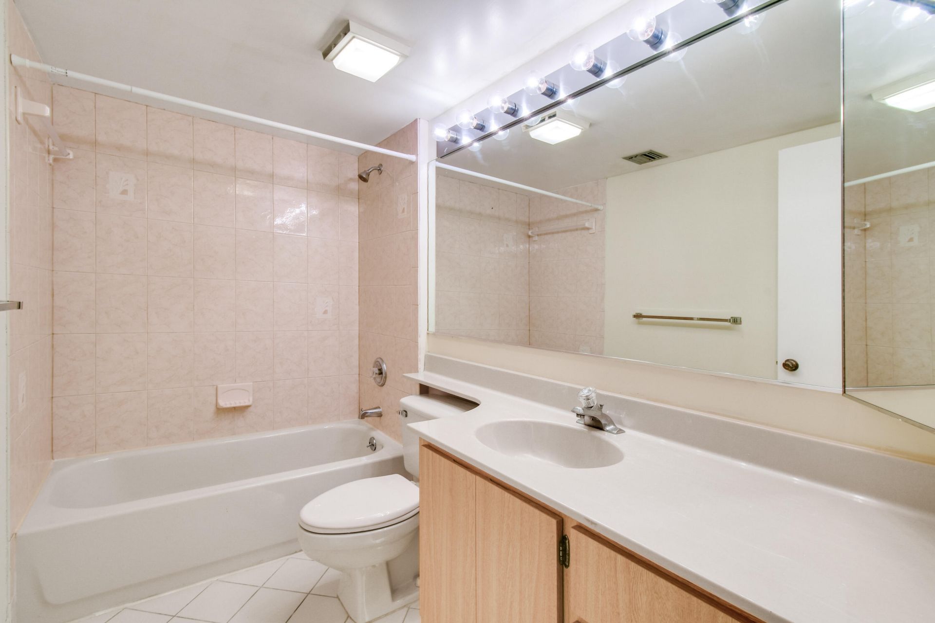 1701 Marina Isle Way, Unit 301, Jupiter, FL 33477 Photo