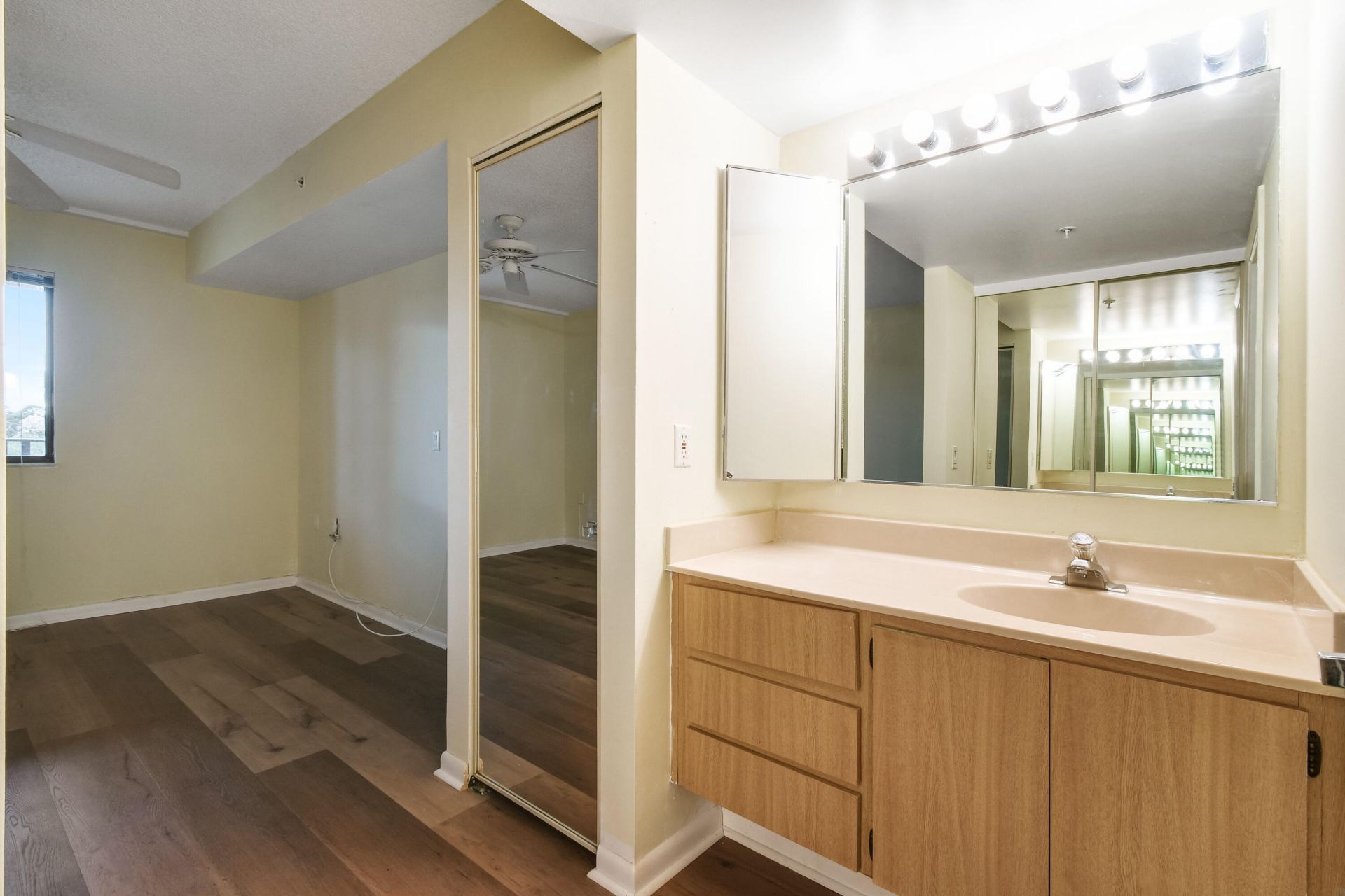 1701 Marina Isle Way, Unit 301, Jupiter, FL 33477 Photo