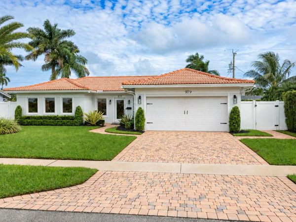 979 SW 13TH Drive, Boca Raton, FL 33486
