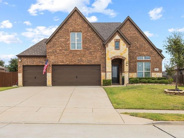 639 Woodridge Drive, Oak Point, TX 75068