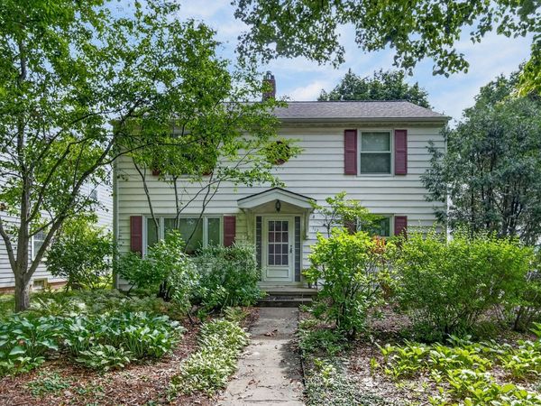 112 N Riverside Drive, Ames, IA 50010
