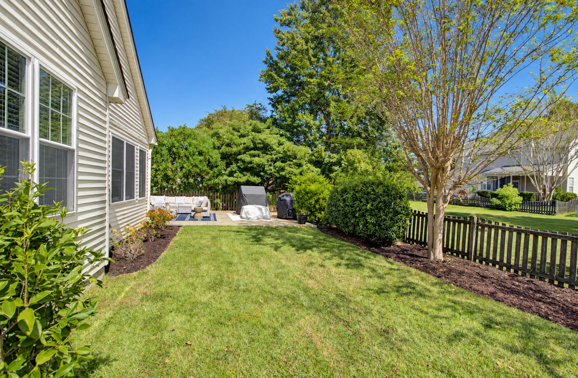 1520 Clarendon Way Photo 37