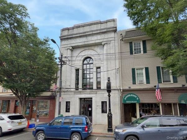 81 Main Street , Dobbs Ferry, NY 10522