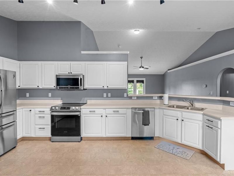 3609 Madison Grace Way, Franklin, OH 45005 Photo 14