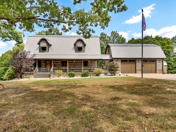 102 Highwater Rd , Waverly, TN 37185