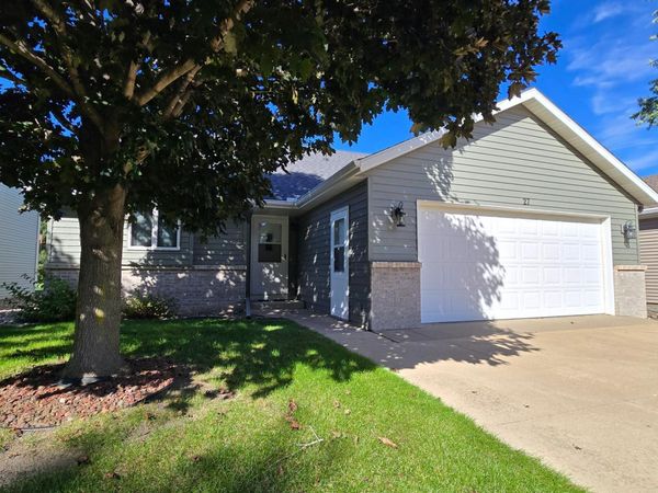 27 Pine Tree Court, Sartell, MN 56377