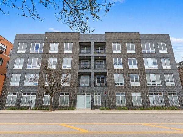 2217 W Madison Street , Unit 213, Chicago, IL 60612