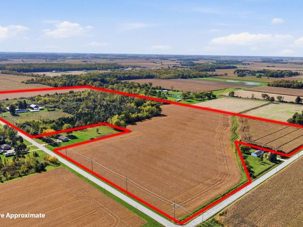 19707 Lemoyne Road, Luckey, OH 43443