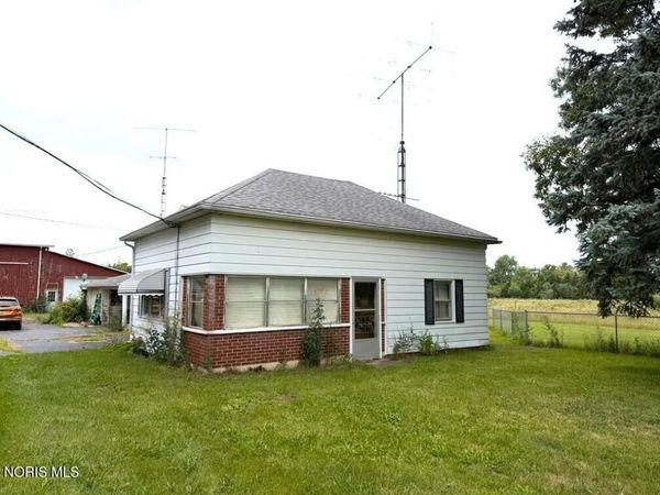 19707 Lemoyne Road, Luckey, OH 43443