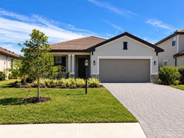 15214 SERENE SHORES LOOP , LAKEWOOD RANCH, FL 34211