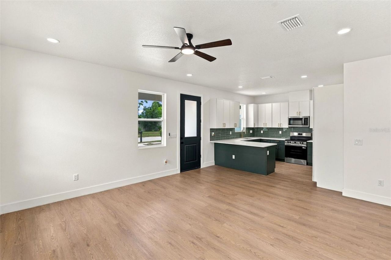 3009 Melrose Avenue S, Saint Petersburg, FL 33712 Photo