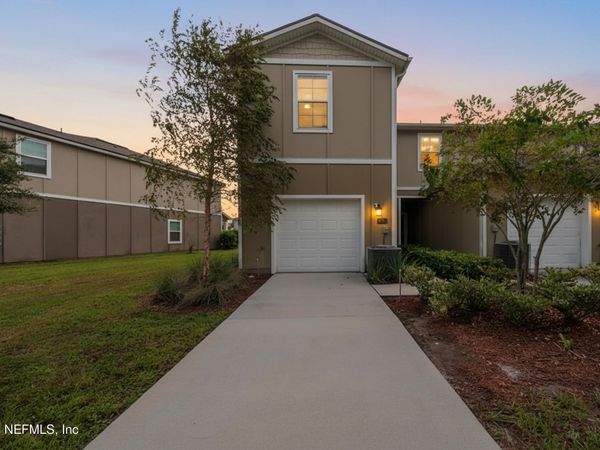 86460 SHORTLINE Circle, Yulee, FL 32097