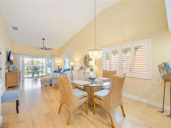 6650 Beach Resort DR, Unit 16, NAPLES, FL 34114