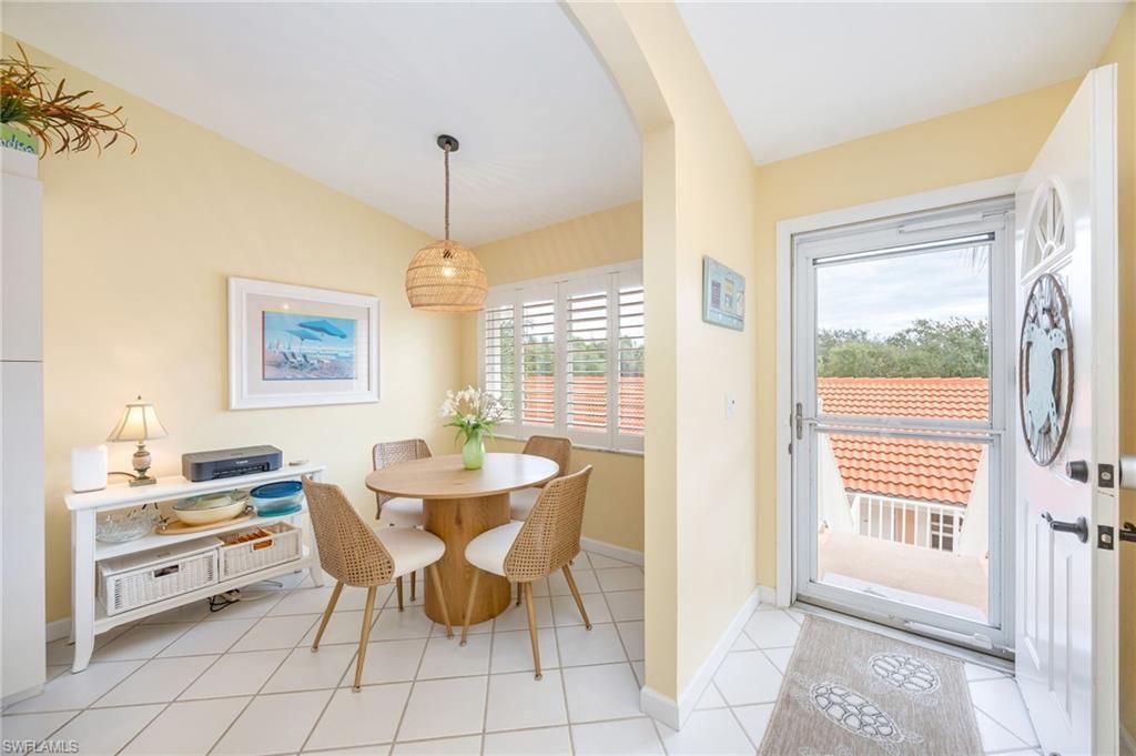 6650 Beach Resort Dr, Unit 16, Naples, FL 34114 Photo